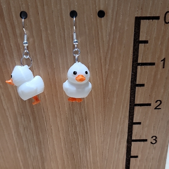 Charming Duck Earrings - Picture 3 of 3